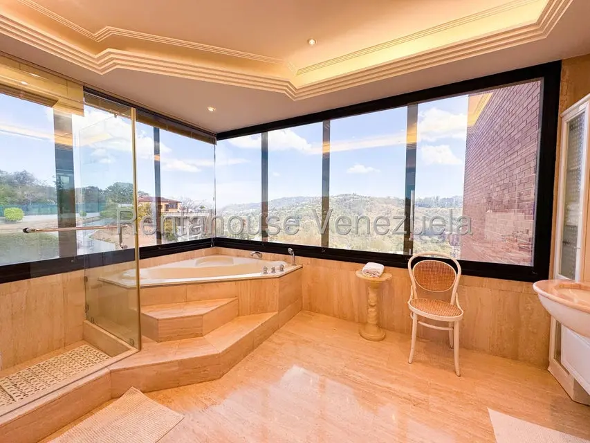 Apartamento (1 Nivel) en Alquiler en Lomas de San Roman, Distrito Metropolitano - 21