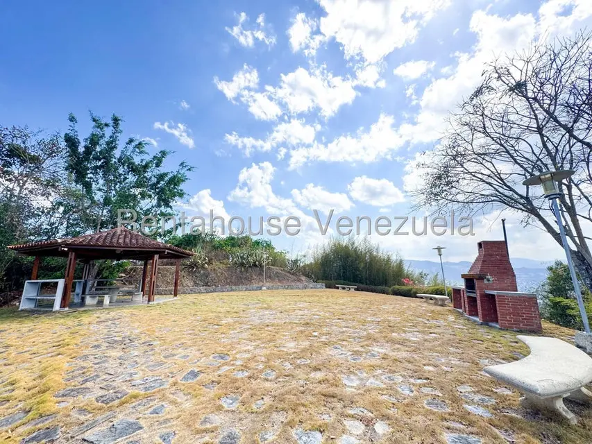 Apartamento (1 Nivel) en Alquiler en Lomas de San Roman, Distrito Metropolitano - 35