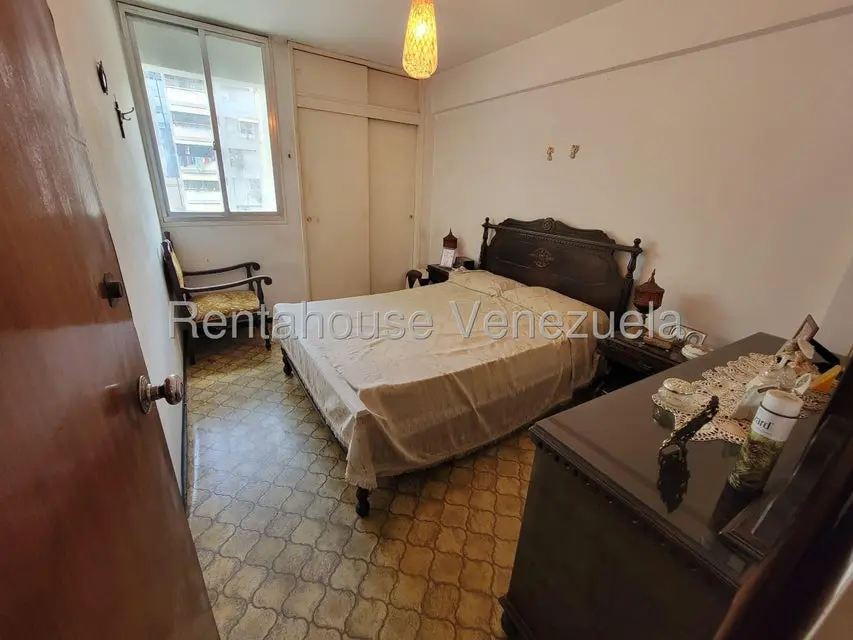 Apartamento (1 Nivel) en Venta en Parroquia La Candelaria, Distrito Metropolitano - 13