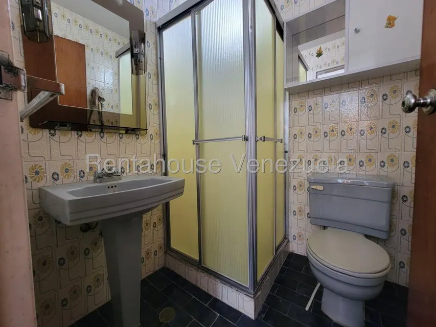 Apartamento (1 Nivel) en Venta en Parroquia La Candelaria, Distrito Metropolitano - 15