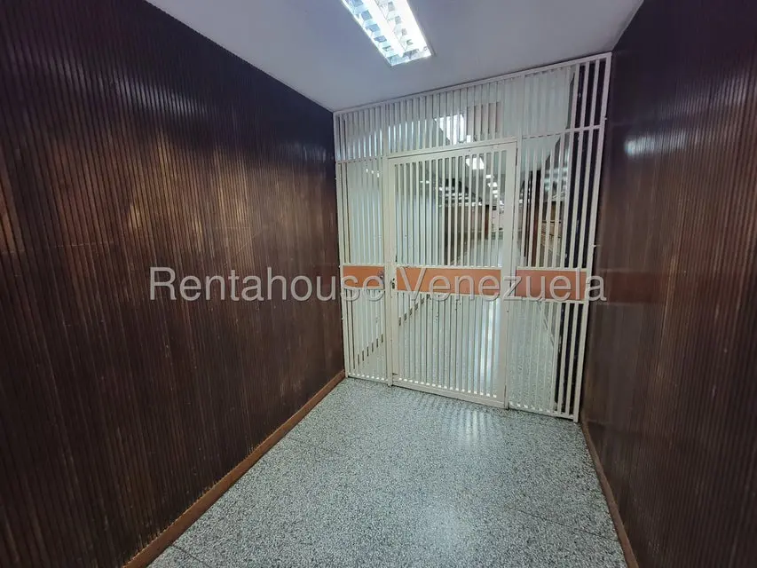 Apartamento (1 Nivel) en Venta en Parroquia La Candelaria, Distrito Metropolitano - 20