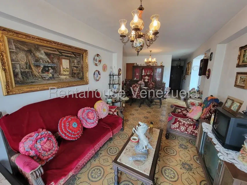 Apartamento (1 Nivel) en Venta en Parroquia La Candelaria, Distrito Metropolitano - 3