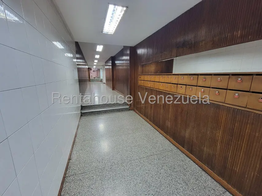 Apartamento (1 Nivel) en Venta en Parroquia La Candelaria, Distrito Metropolitano - 21