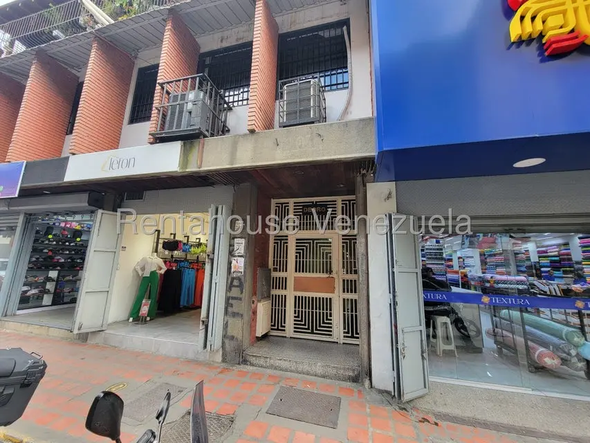 Apartamento (1 Nivel) en Venta en Parroquia La Candelaria, Distrito Metropolitano - 22