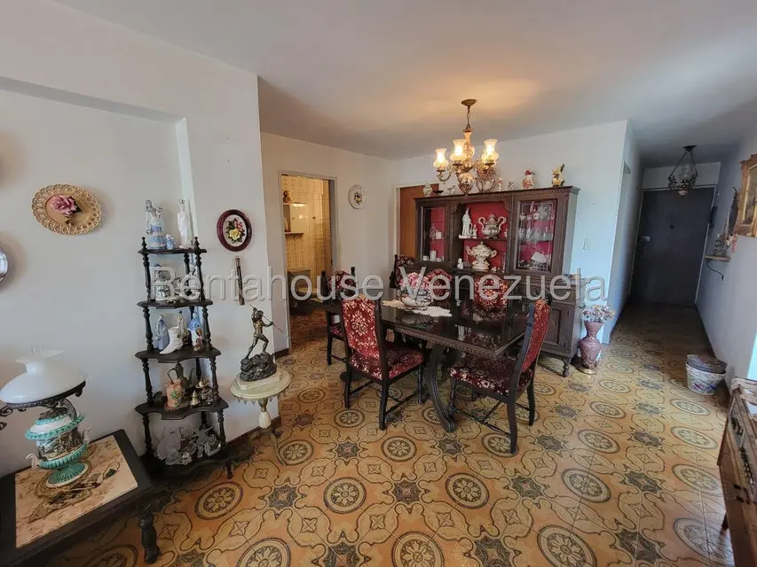 Apartamento (1 Nivel) en Venta en Parroquia La Candelaria, Distrito Metropolitano - 4