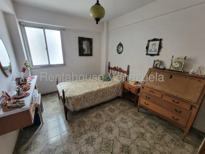 Apartamento (1 Nivel) en Venta en Parroquia La Candelaria, Distrito Metropolitano - 10