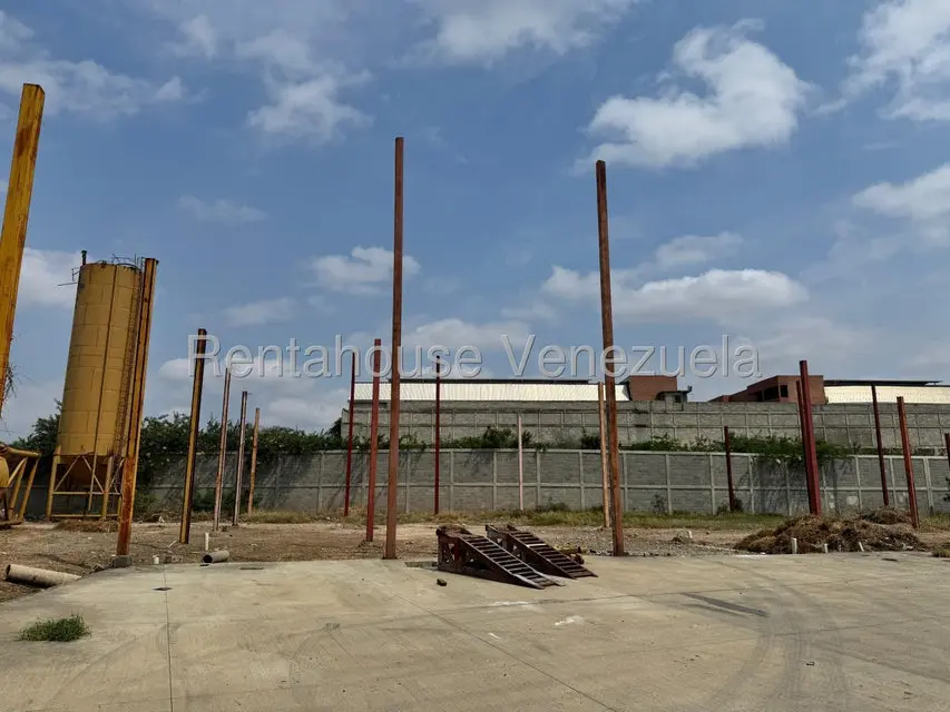 Comercial (Galpon - Deposito) en Venta en Zona Industrial 2, Lara - 7