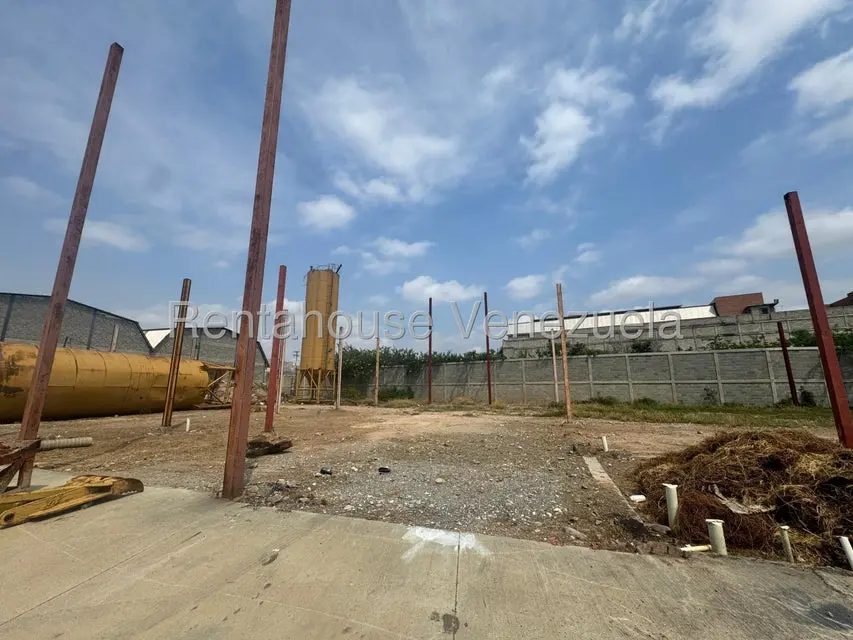 Comercial (Galpon - Deposito) en Venta en Zona Industrial 2, Lara - 10