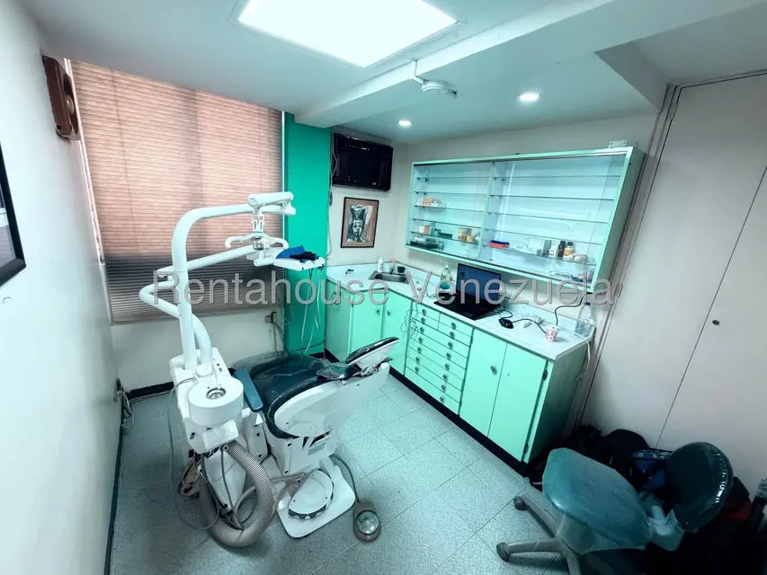 Comercial (Consultorio Medico) en Alquiler en El Marques, Distrito Metropolitano - 2