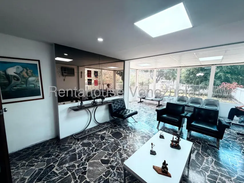 Comercial (Consultorio Medico) en Alquiler en El Marques, Distrito Metropolitano - 11