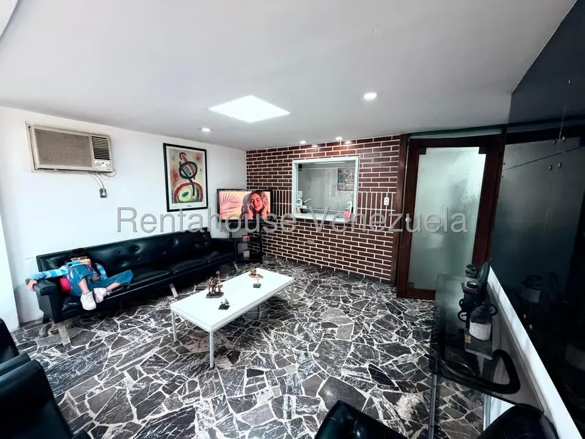 Comercial (Consultorio Medico) en Alquiler en El Marques, Distrito Metropolitano - 10