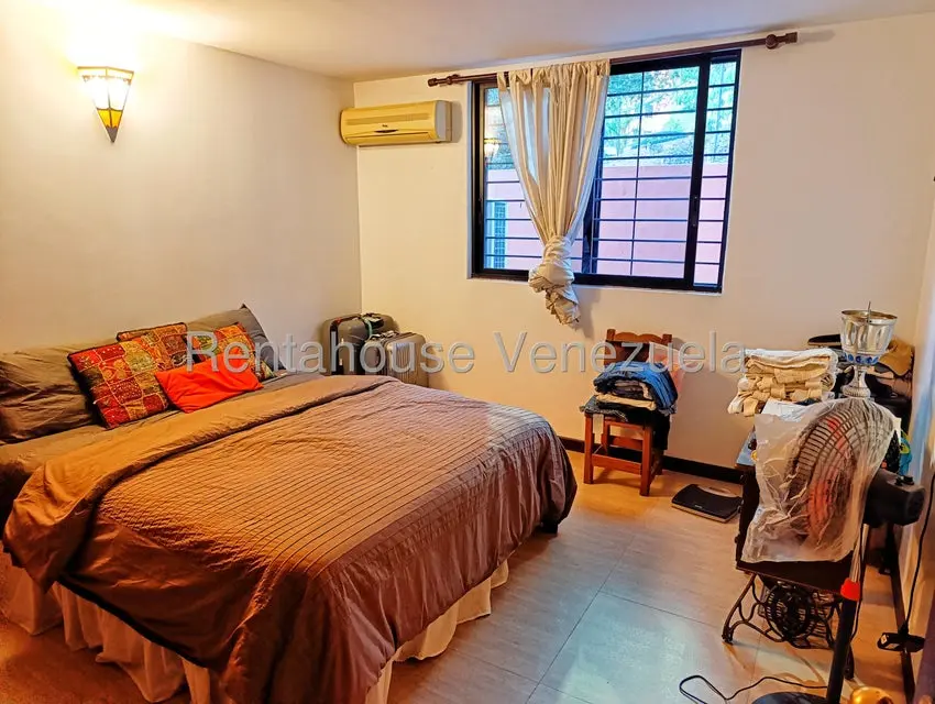 Apartamento (1 Nivel) en Venta en Colinas de La Tahona, Distrito Metropolitano - 16