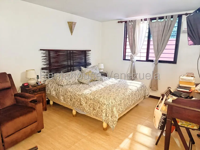 Apartamento (1 Nivel) en Venta en Colinas de La Tahona, Distrito Metropolitano - 22