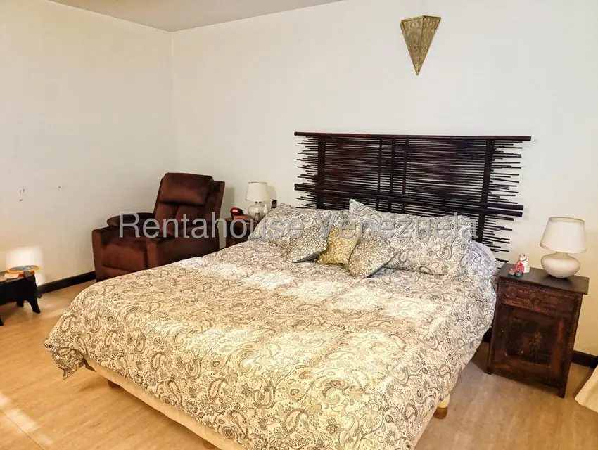 Apartamento (1 Nivel) en Venta en Colinas de La Tahona, Distrito Metropolitano - 23