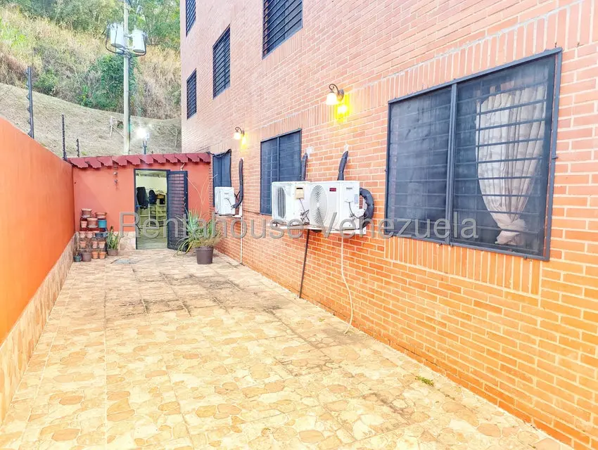 Apartamento (1 Nivel) en Venta en Colinas de La Tahona, Distrito Metropolitano - 29