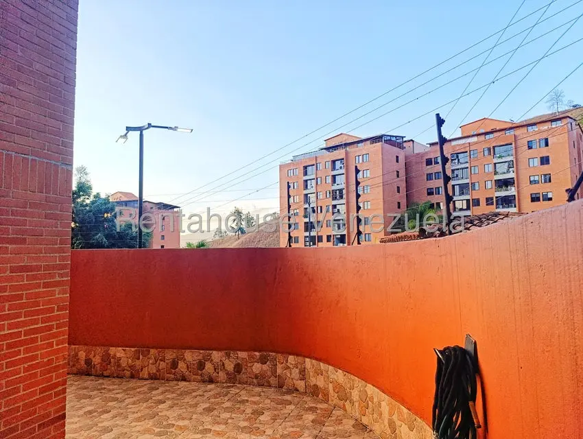 Apartamento (1 Nivel) en Venta en Colinas de La Tahona, Distrito Metropolitano - 33