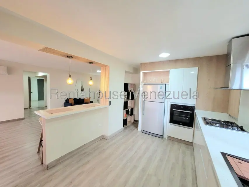 Apartamento (1 Nivel) en Alquiler en Del Este, Lara - 11