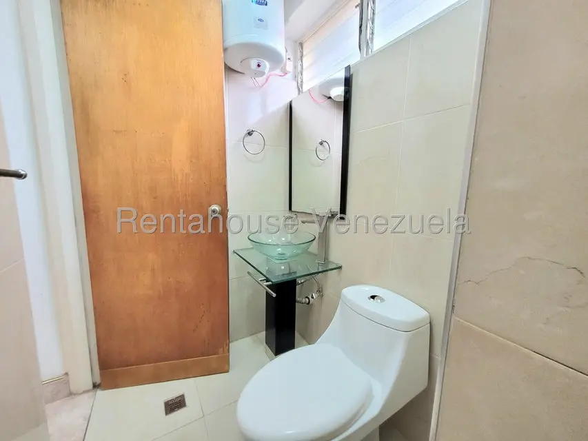 Apartamento (1 Nivel) en Alquiler en Del Este, Lara - 15