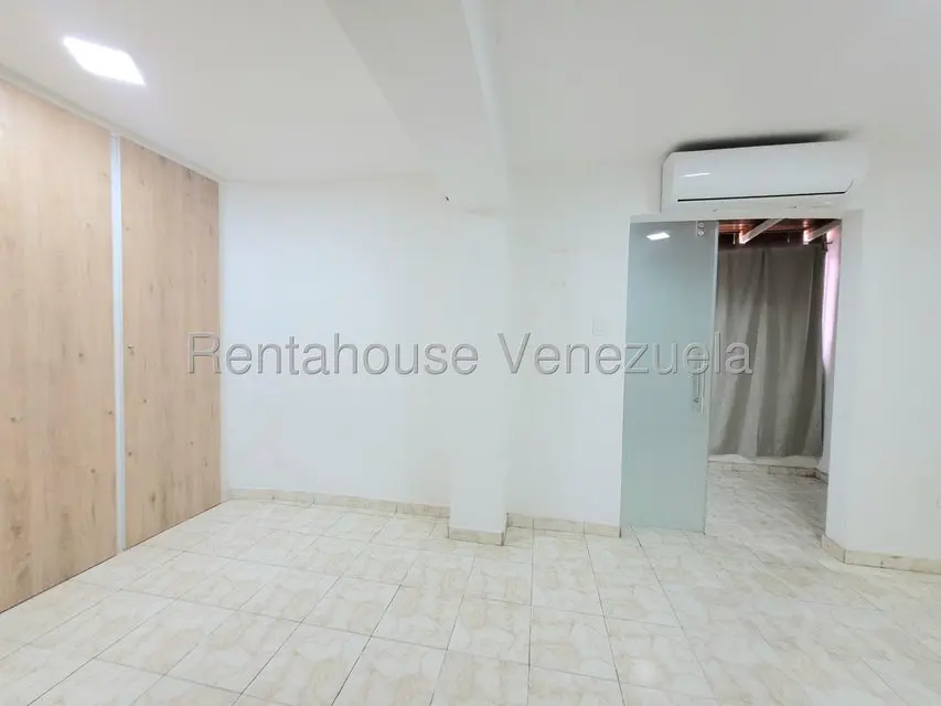 Apartamento (1 Nivel) en Alquiler en Del Este, Lara - 23