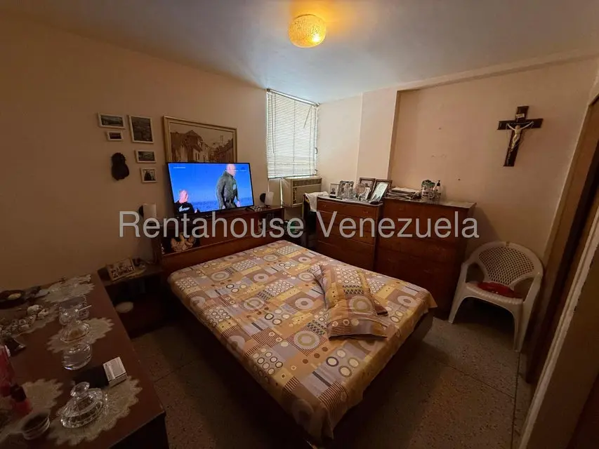 Casa (Multipes Niveles) en Venta en Los Chorros, Distrito Metropolitano - 11