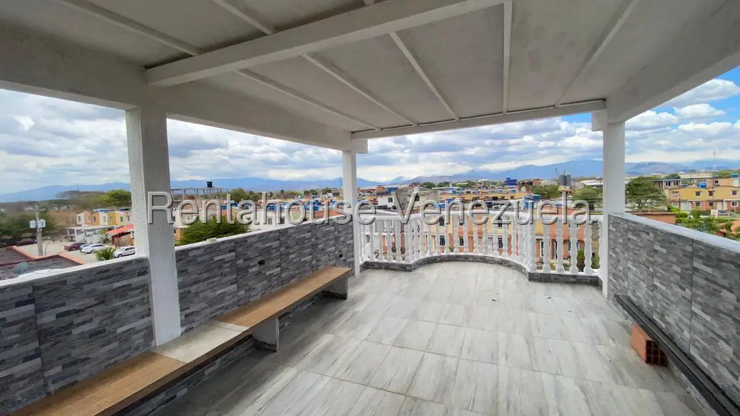 Townhouse (1 Nivel) en Venta en Flor Amarillo, Carabobo - 29