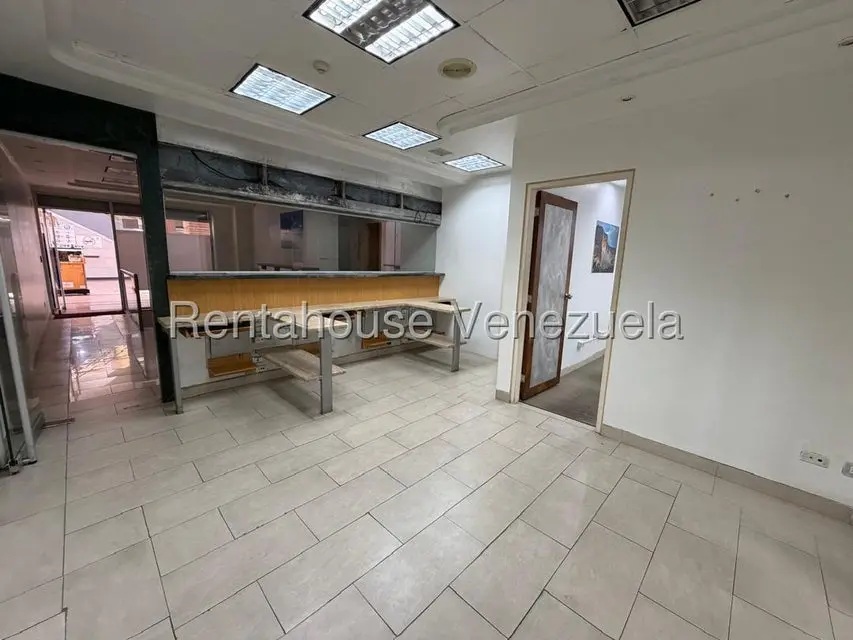 Comercial (Local Comercial) en Alquiler en El Cafetal, Distrito Metropolitano - 7