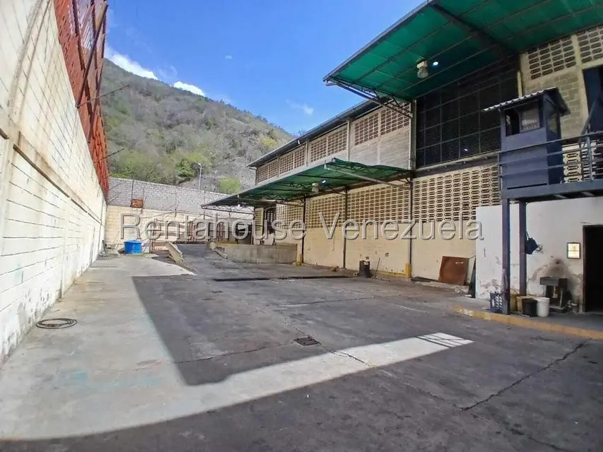 Comercial (Galpon - Deposito) en Alquiler en Guarenas, Miranda - 2