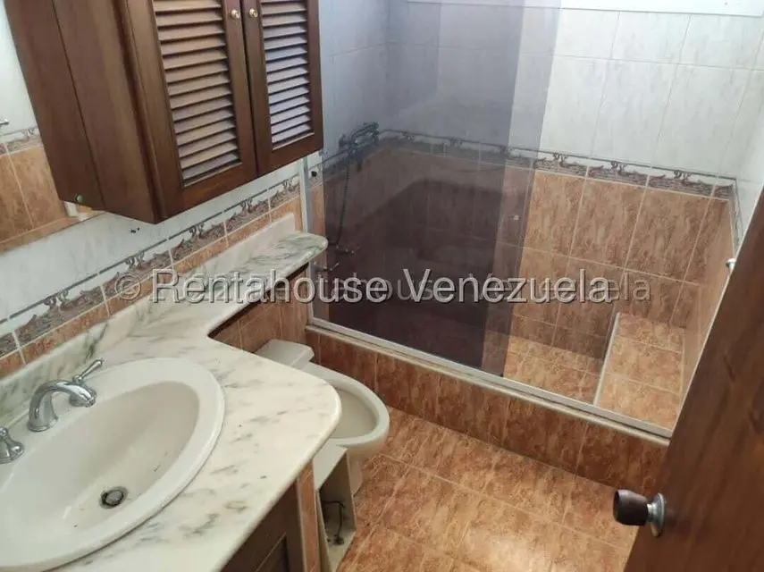 Casa (Duplex) en Venta en Zona Oeste, Lara - 11