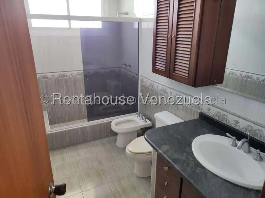 Casa (Duplex) en Venta en Zona Oeste, Lara - 17