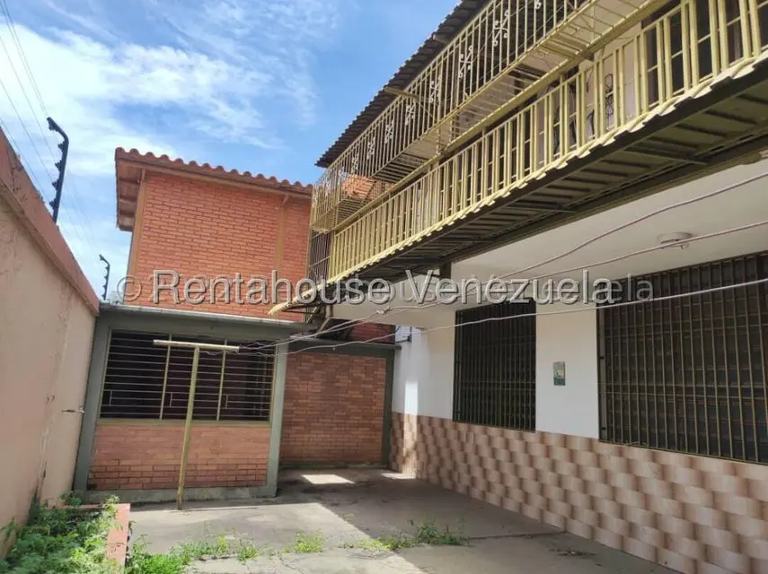 Casa (Duplex) en Venta en Zona Oeste, Lara - 20