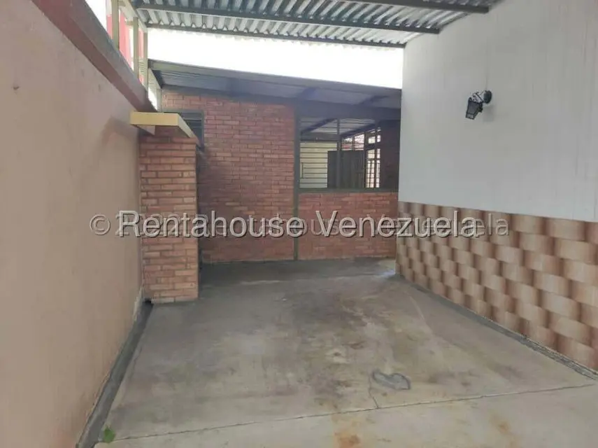 Casa (Duplex) en Venta en Zona Oeste, Lara - 25