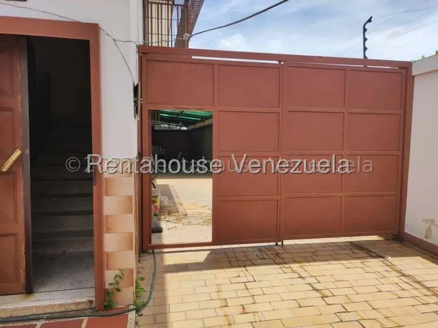 Casa (Duplex) en Venta en Zona Oeste, Lara - 29