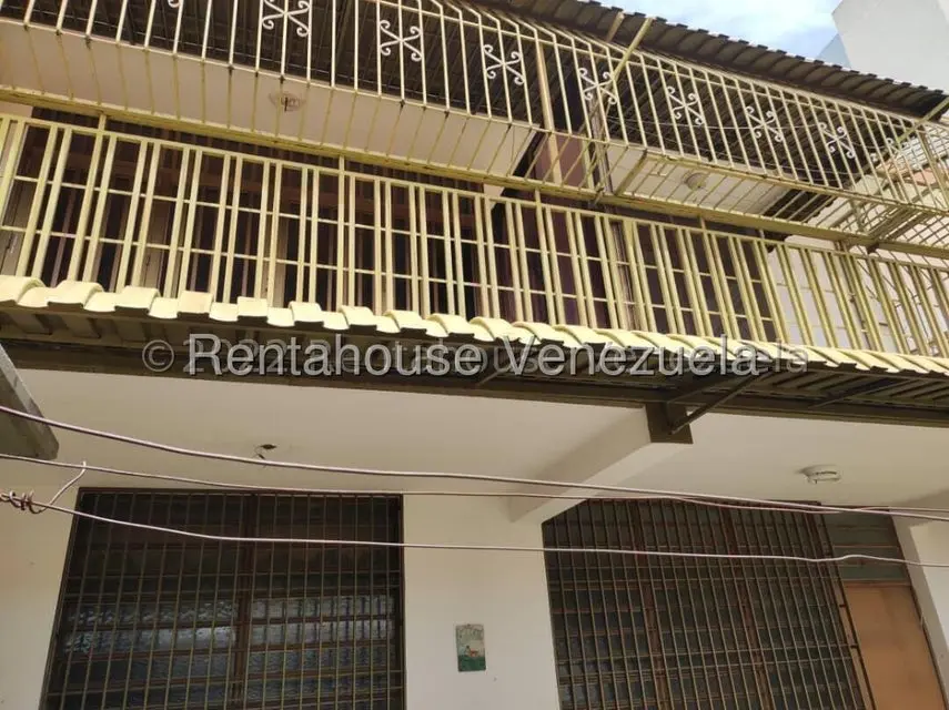 Casa (Duplex) en Venta en Zona Oeste, Lara - 31