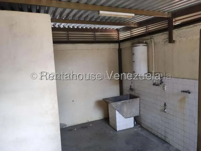 Casa (Duplex) en Venta en Zona Oeste, Lara - 32