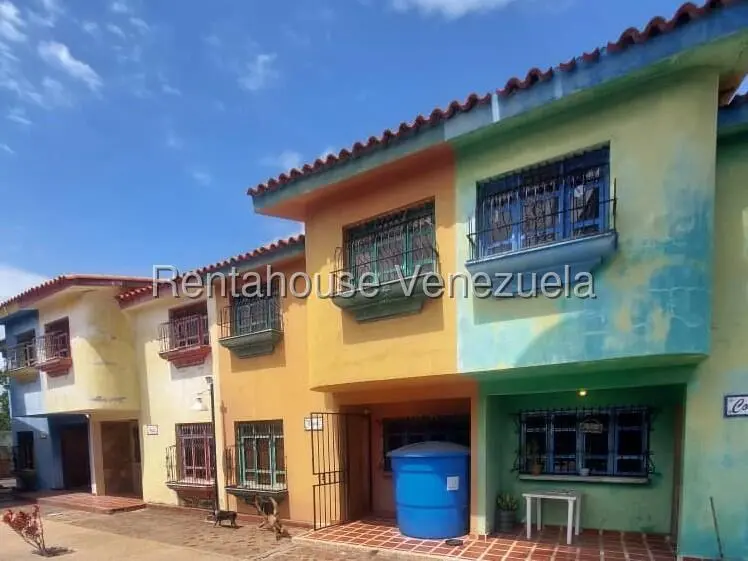 Casa (Duplex) en Venta en Playa Norte, Falcon - 25