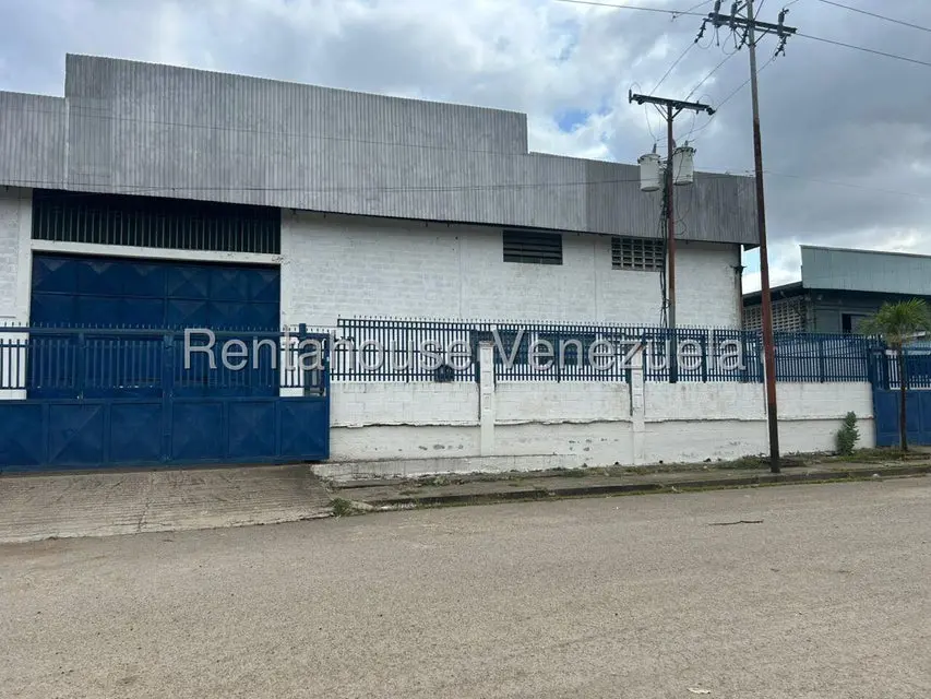 Comercial (Galpon - Deposito) en Alquiler en Las Dos Lagunas, Miranda - 2