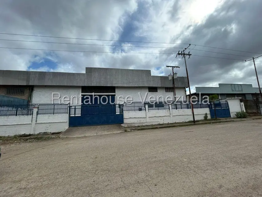 Comercial (Galpon - Deposito) en Alquiler en Las Dos Lagunas, Miranda - 6