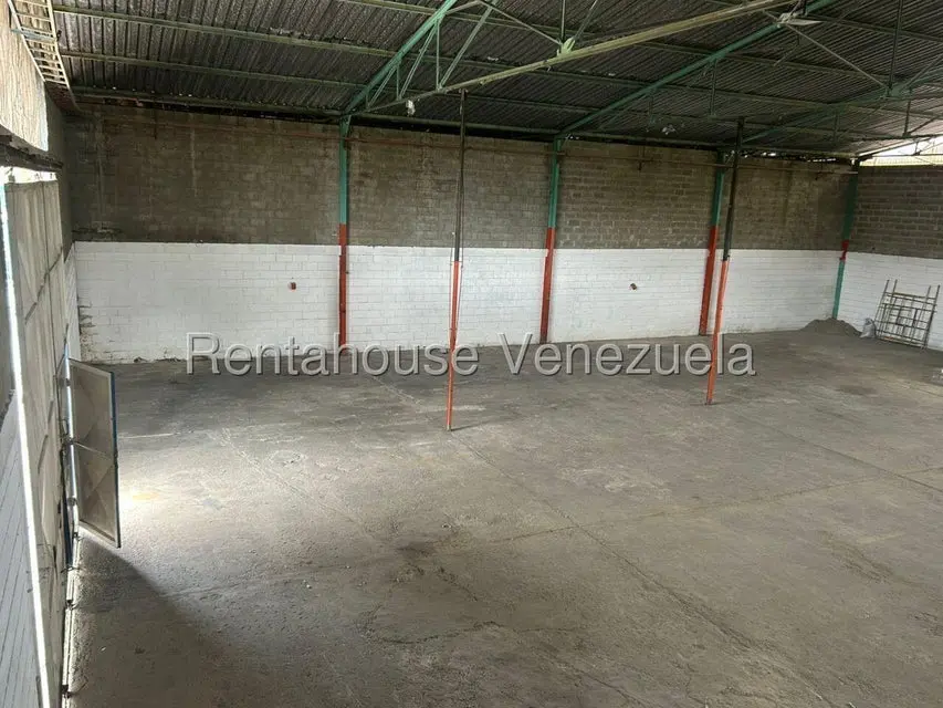 Comercial (Galpon - Deposito) en Alquiler en Las Dos Lagunas, Miranda - 10