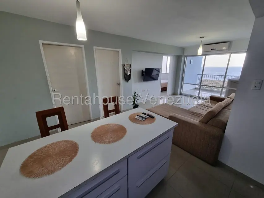 Apartamento (1 Nivel) en Alquiler en Los Corales, Vargas - 16