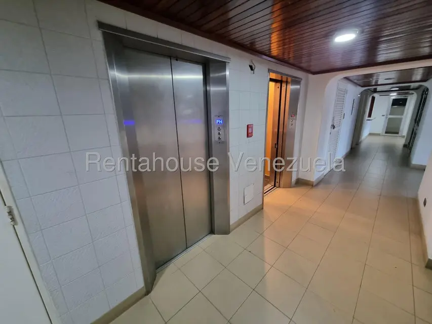 Apartamento (1 Nivel) en Alquiler en Los Corales, Vargas - 18