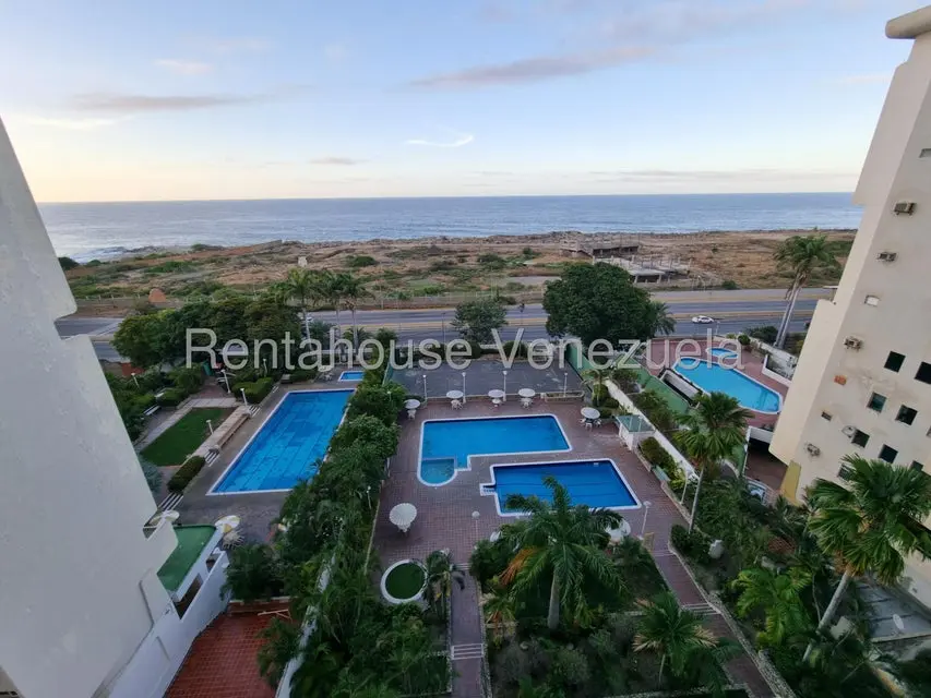 Apartamento (1 Nivel) en Alquiler en Los Corales, Vargas - 25