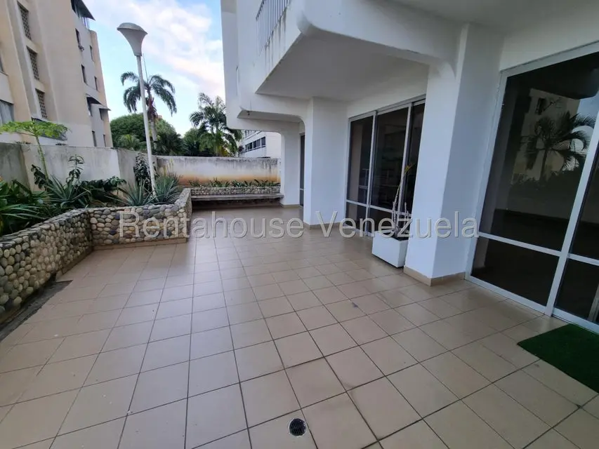 Apartamento (1 Nivel) en Alquiler en Los Corales, Vargas - 8