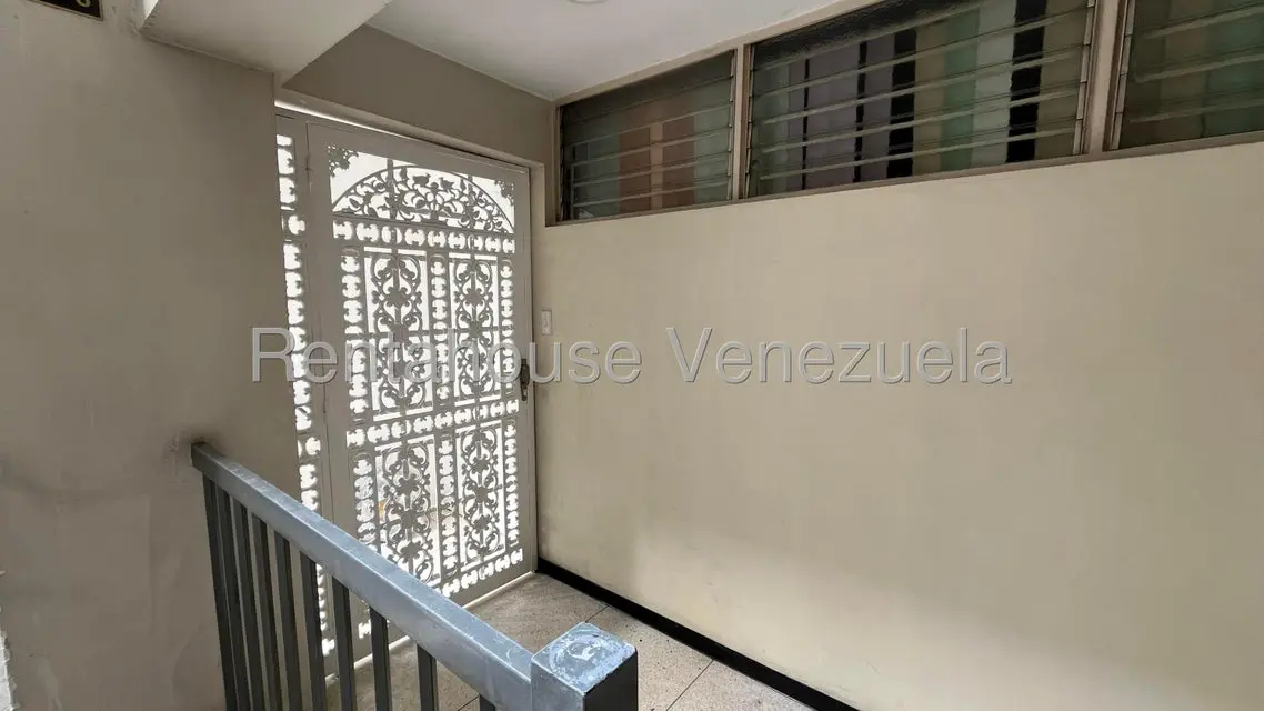 Apartamento (1 Nivel) en Alquiler en Chacao, Distrito Metropolitano - 2