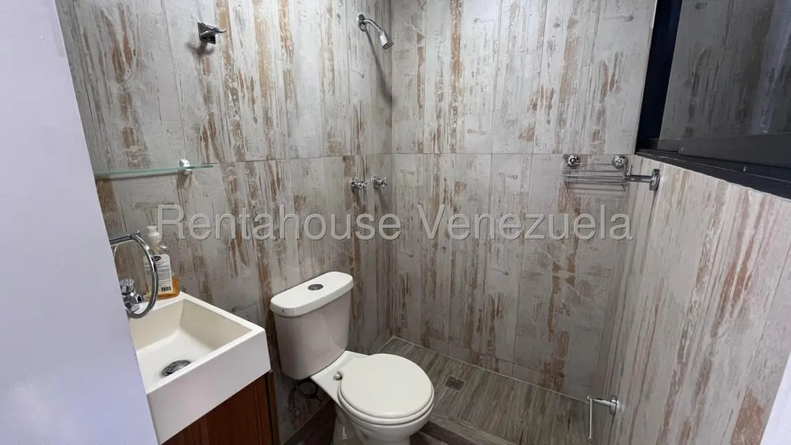 Apartamento (1 Nivel) en Alquiler en Chacao, Distrito Metropolitano - 14
