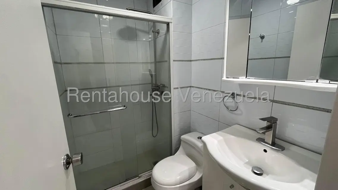 Apartamento (1 Nivel) en Alquiler en Chacao, Distrito Metropolitano - 8