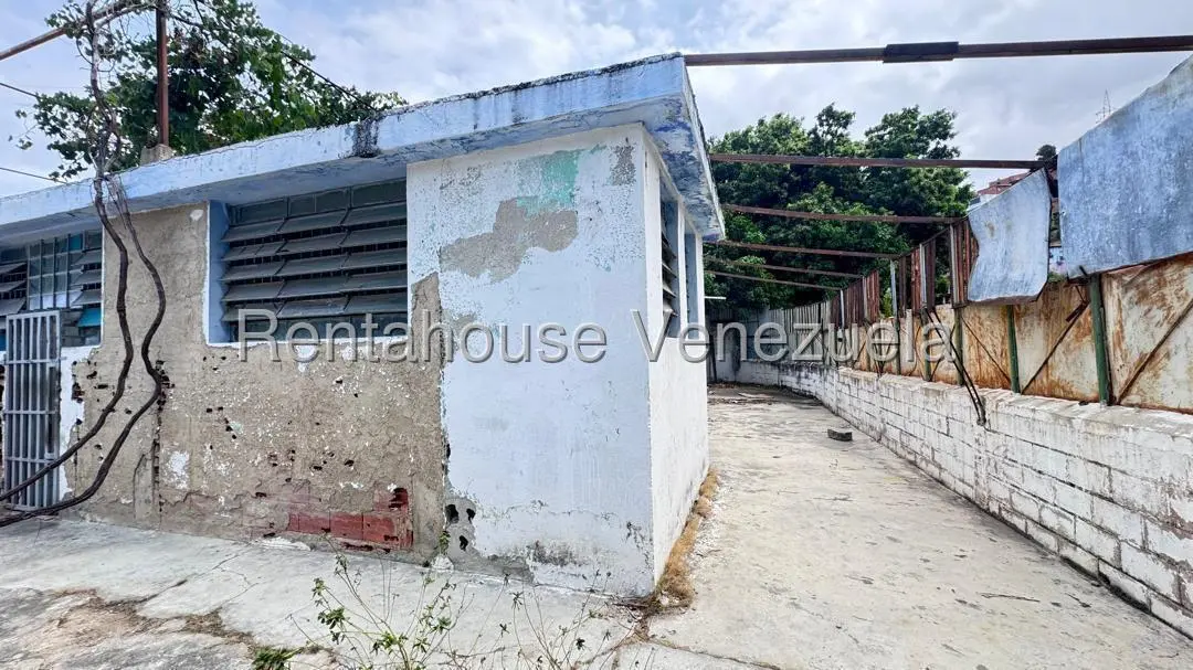 Comercial (Local Comercial) en Venta en Ezequiel Zamora, Vargas - 4