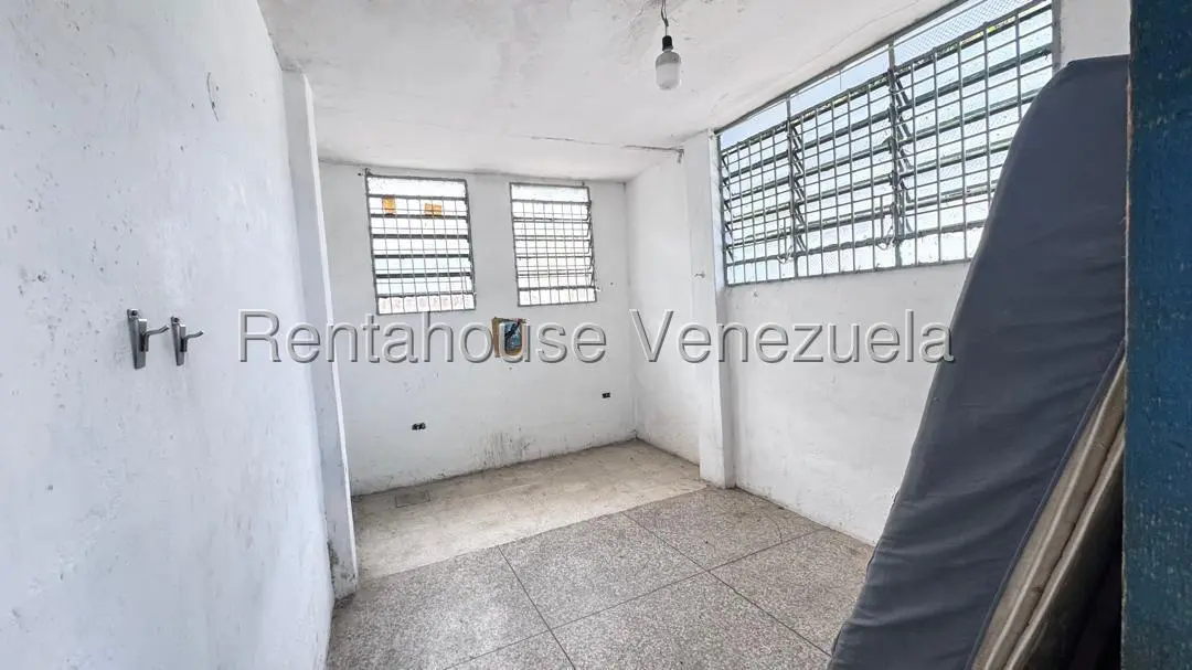 Comercial (Local Comercial) en Venta en Ezequiel Zamora, Vargas - 10