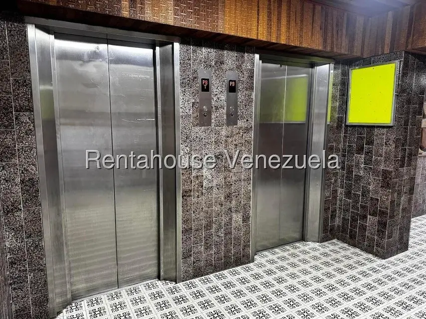 Apartamento (1 Nivel) en Alquiler en Santa Rosa de Lima, Distrito Metropolitano - 2