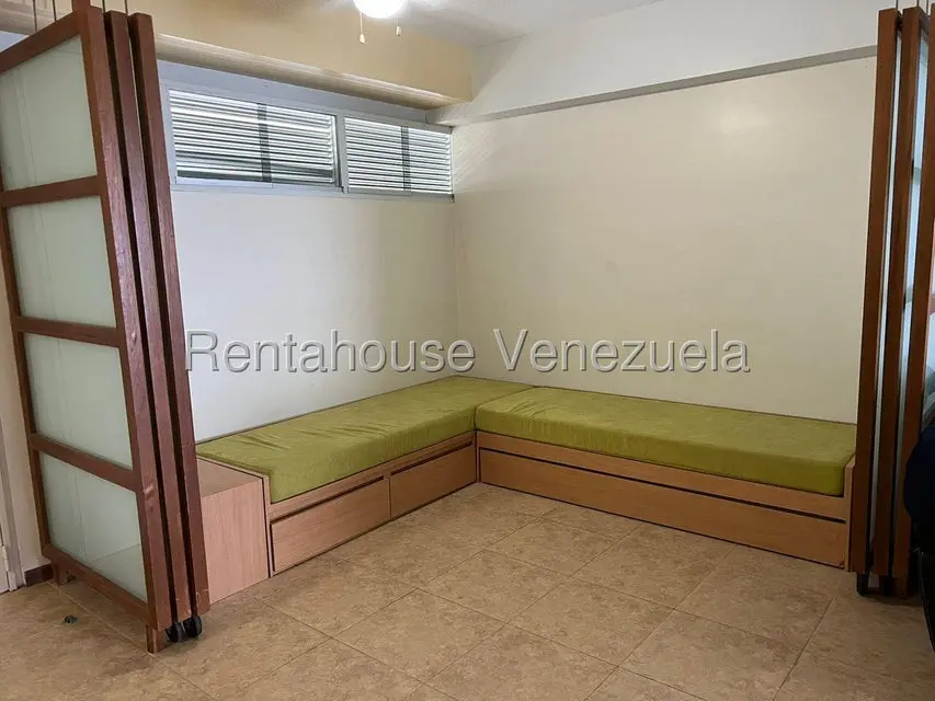 Apartamento (1 Nivel) en Venta en Caraballeda, Vargas - 11