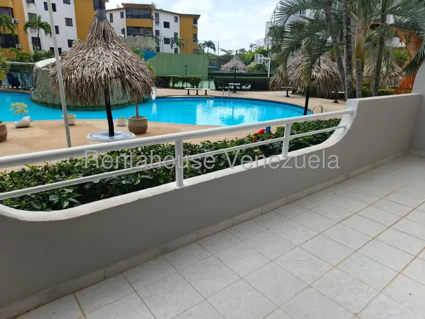 Apartamento (Planta Baja) en Venta en Agua Sal, Miranda - 5